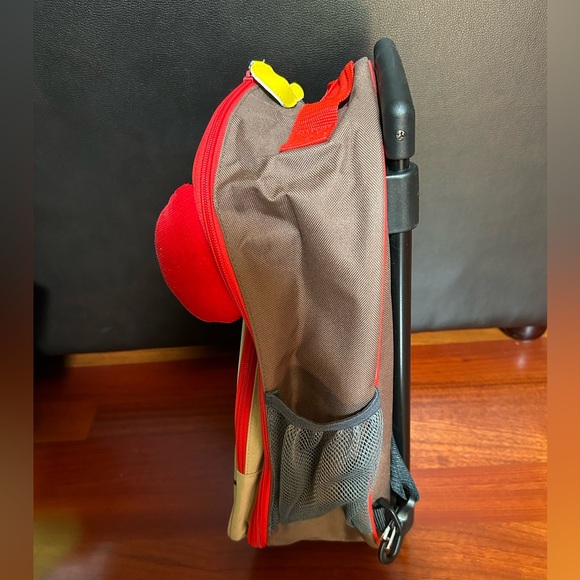 NEW SKIP HOP LUGGAGE WITH WHEELS - Picture 6 of 9